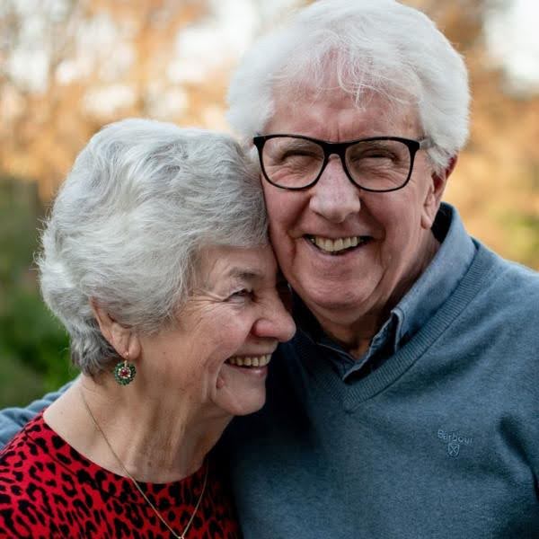 happy-grandparents