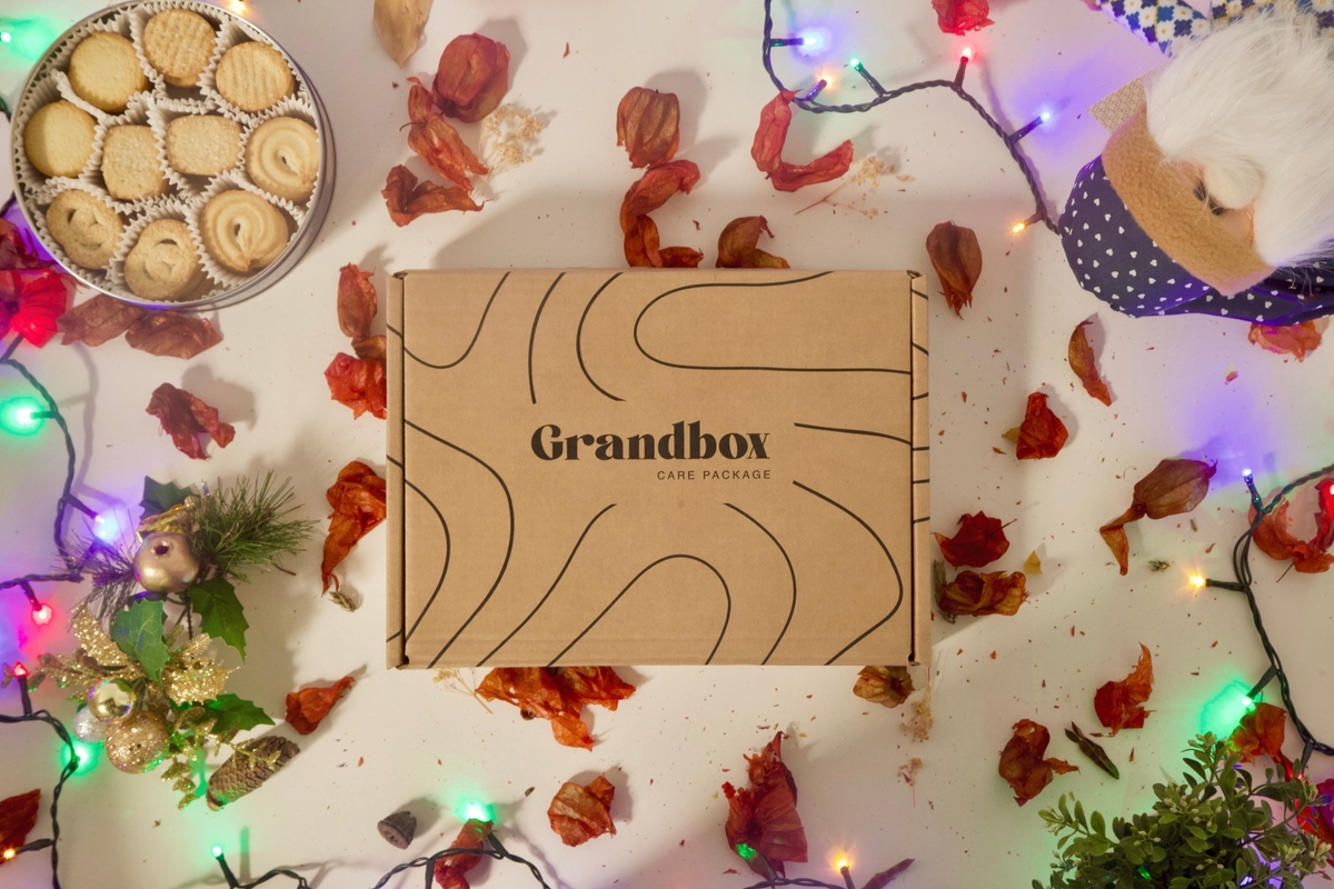 Grandbox Christmas Gift Box